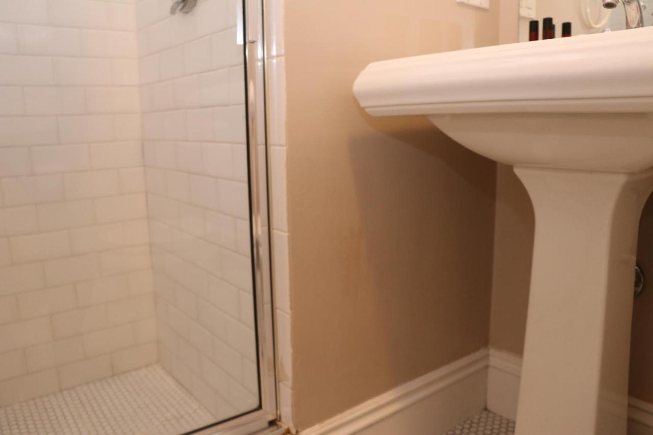 Stylish Downtown Studio In The South End, C. Ave #1 Бостон Экстерьер фото